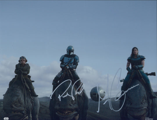 Pedro Pascal & Gina Carano Signed 11x14 Photo - SWAU Authenticated