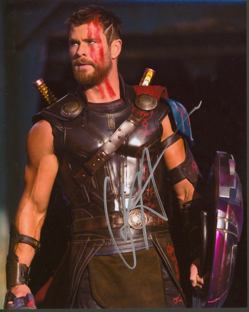 Chris Hemsworth Signed 8x10 Photo - SWAU Authenticated - SWAU