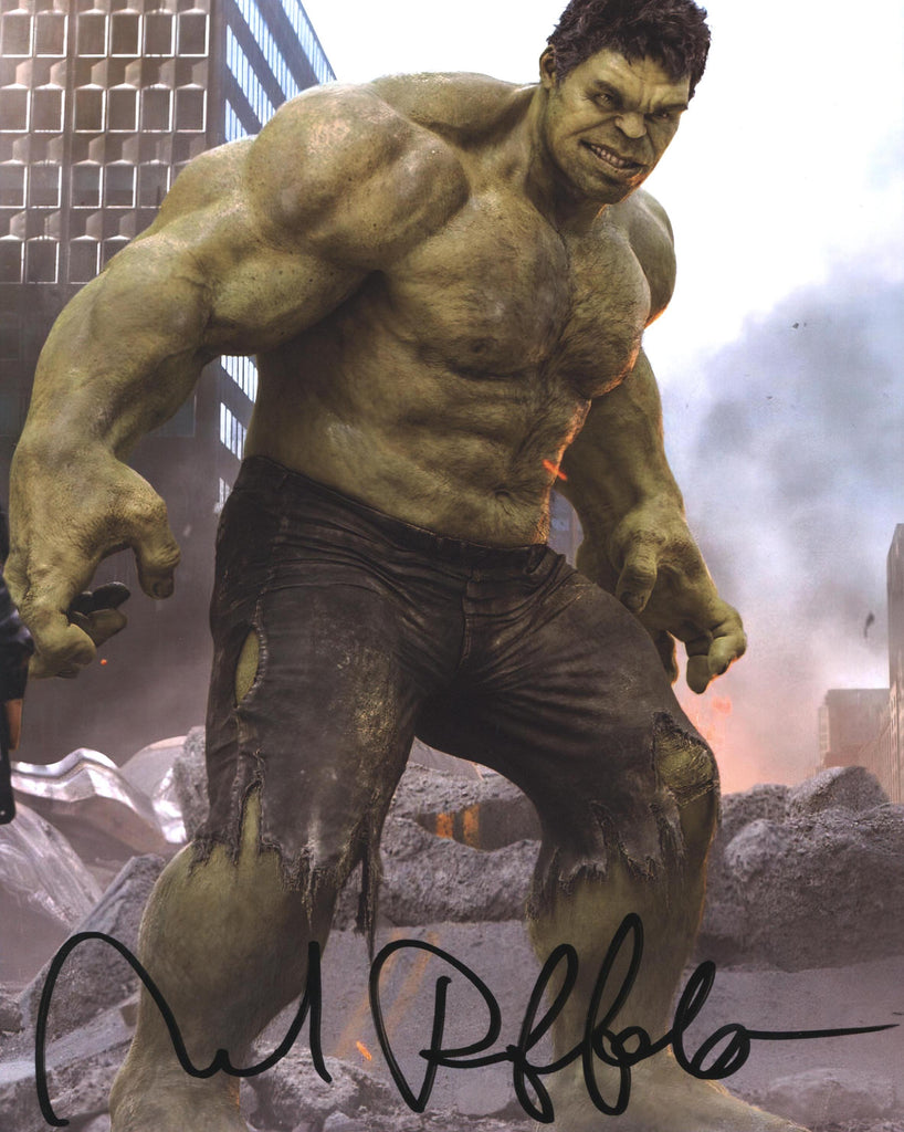 Mark Ruffalo Signed 8x10 Photo - SWAU Authenticated - SWAU